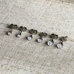 20 Gauge Clear CZ Gem 3mm To 5mm Post Stud Earring Set Of 3 12 20 Gauge Clear CZ Gem 3mm To 5mm Post Stud Earring Set Of 3 -Body Jewelry Store 71637.otherimage5