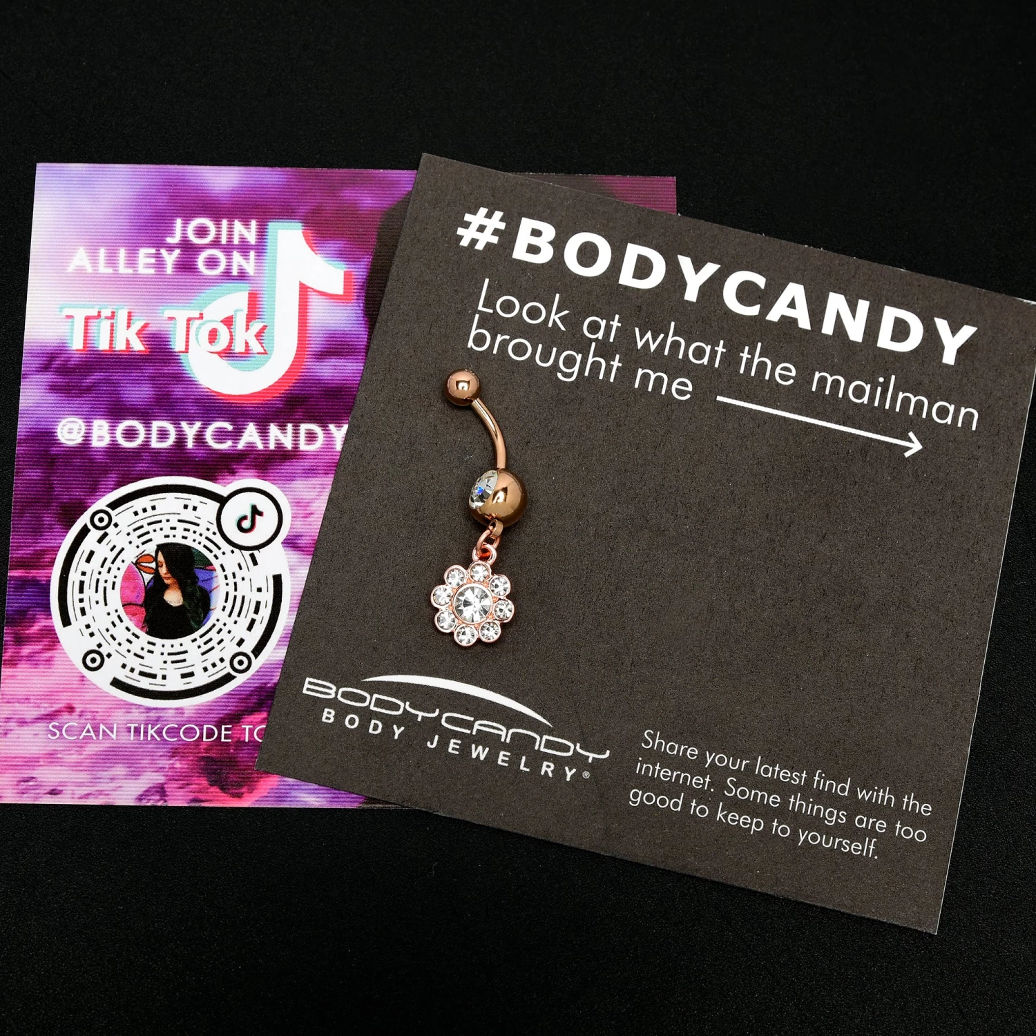 Clear Gem Rose Gold Tone Whimsy Flower Dangle Belly Ring 4 Clear Gem Rose Gold Tone Whimsy Flower Dangle Belly Ring - Image 4