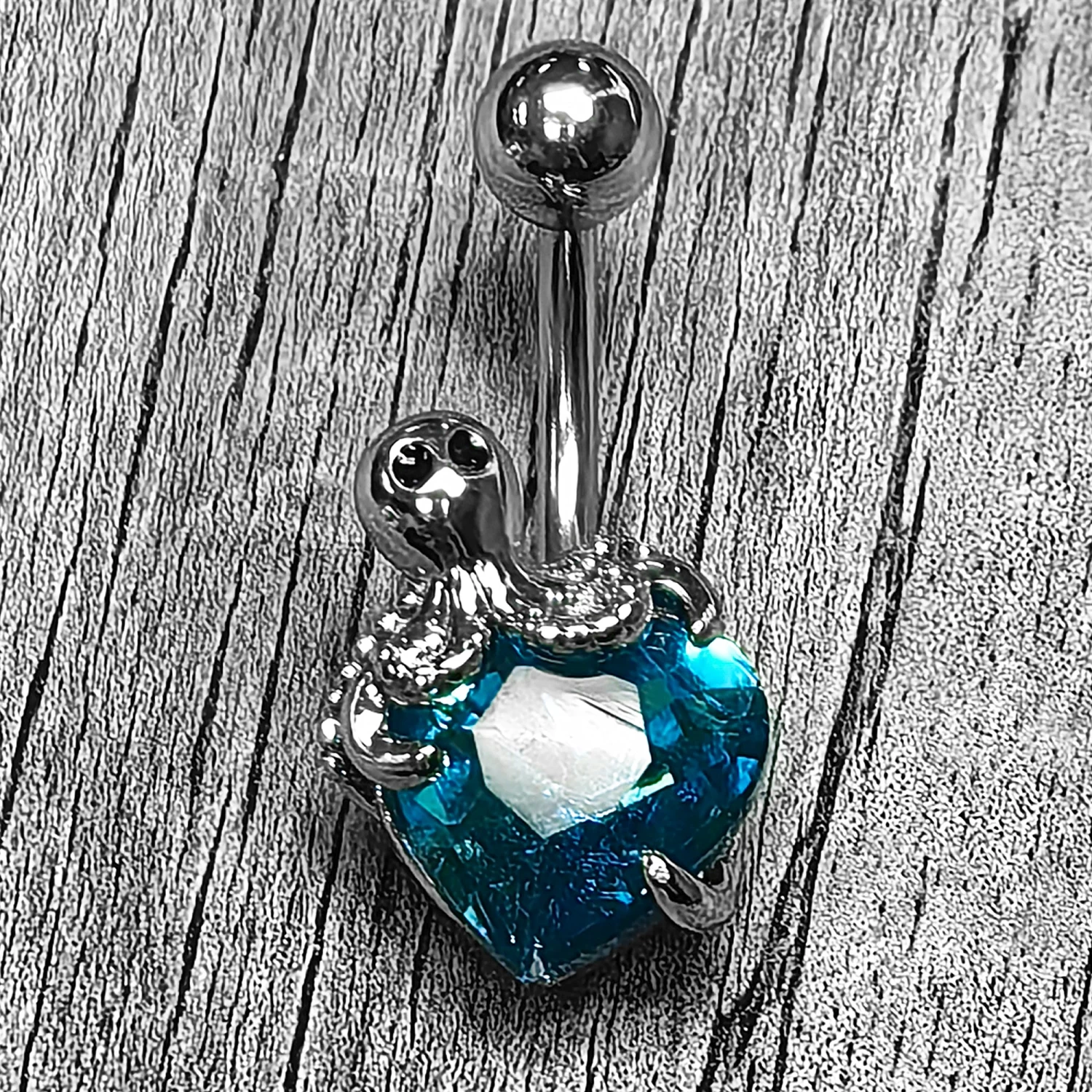 Gaby Blue Gem Octopus Heart Belly Ring 1 Gaby Blue Gem Octopus Heart Belly Ring