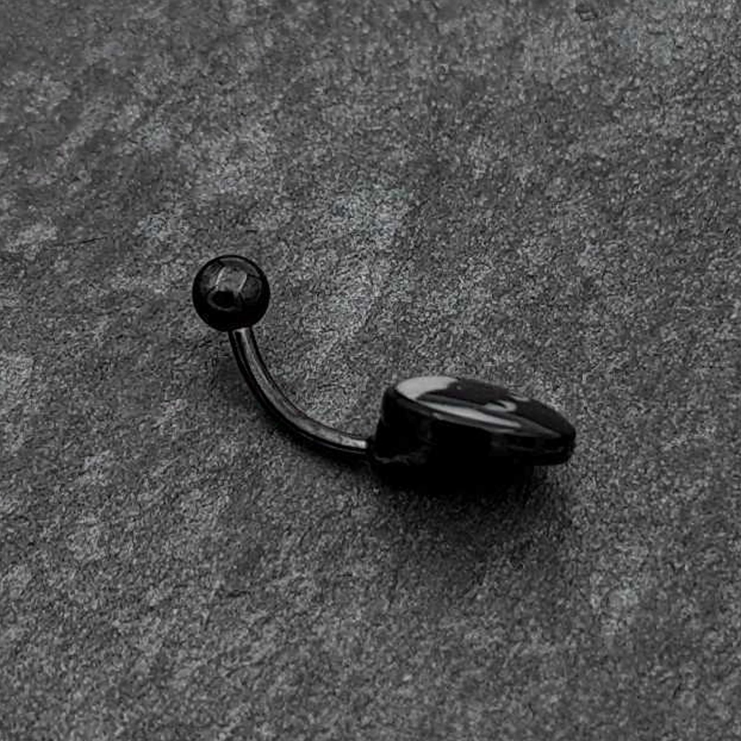 Black Glow In The Dark Peeking Black Cat Belly Ring 8 Black Glow In The Dark Peeking Black Cat Belly Ring - Image 8