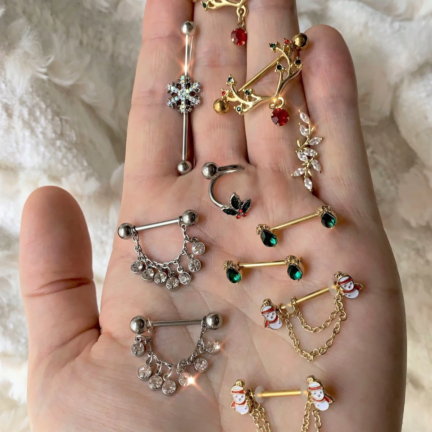 14 Gauge 25mm Red Green Gem Reindeer Antler Holiday Nipple Shield Set 2 14 Gauge 25mm Red Green Gem Reindeer Antler Holiday Nipple Shield Set - Image 2